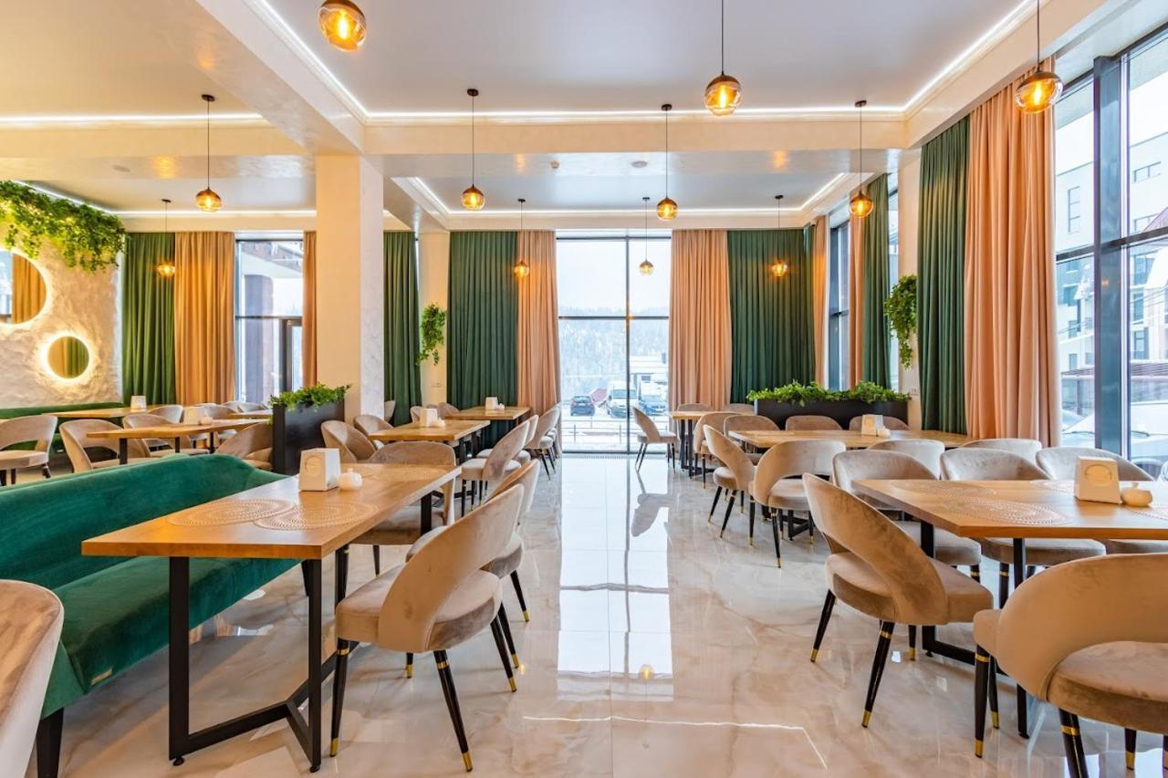Elena Hotel Bukowel